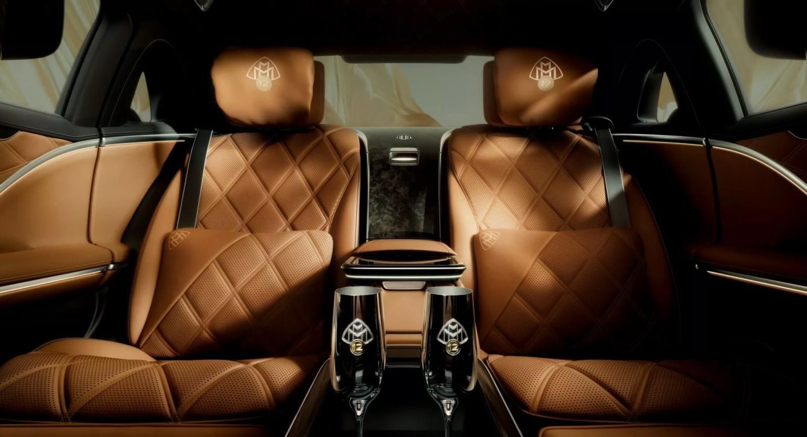 Αυτή η Mercedes-Maybach S680 με V12 μοτέρ δεν είναι για πολλούς 